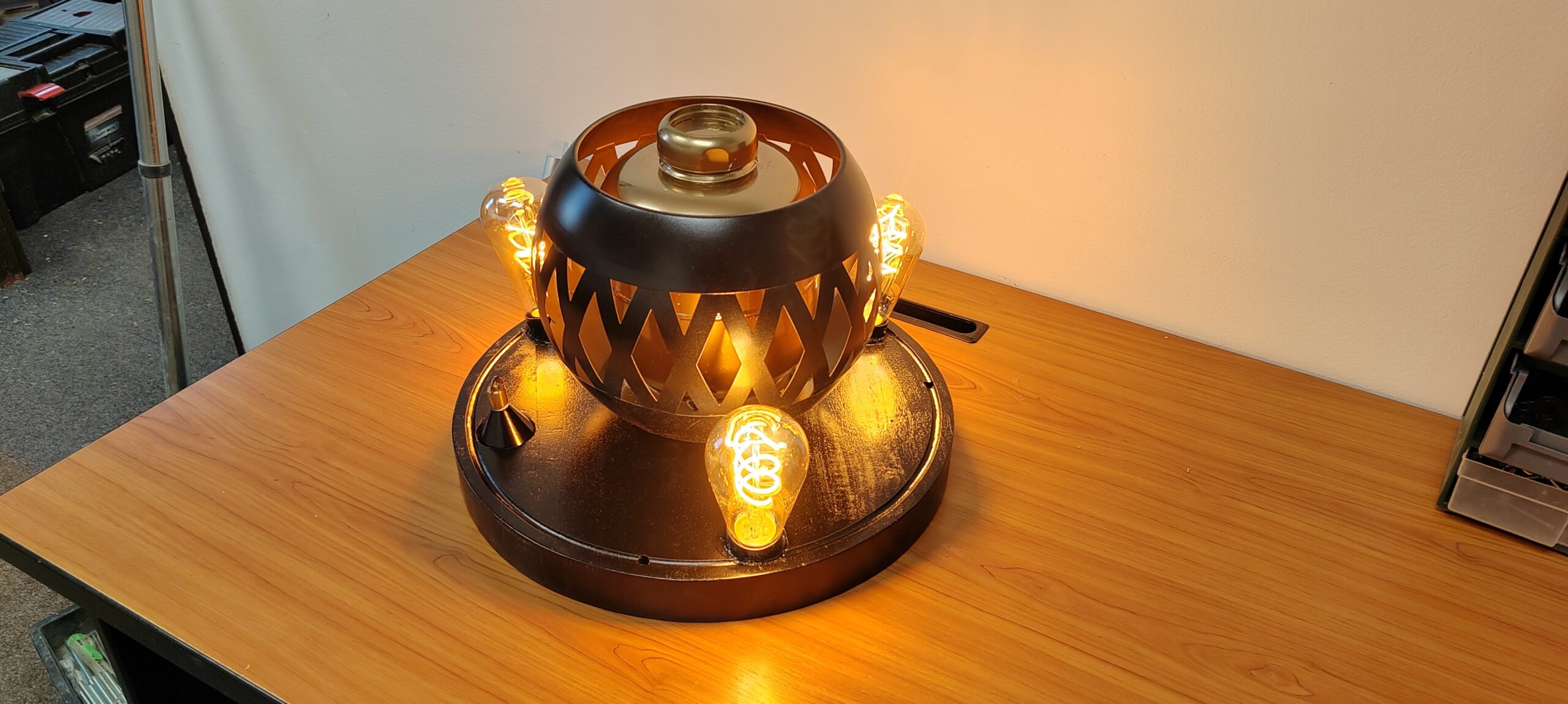 Hasiaca lampa 2,8 RETRO — zlato-čierna